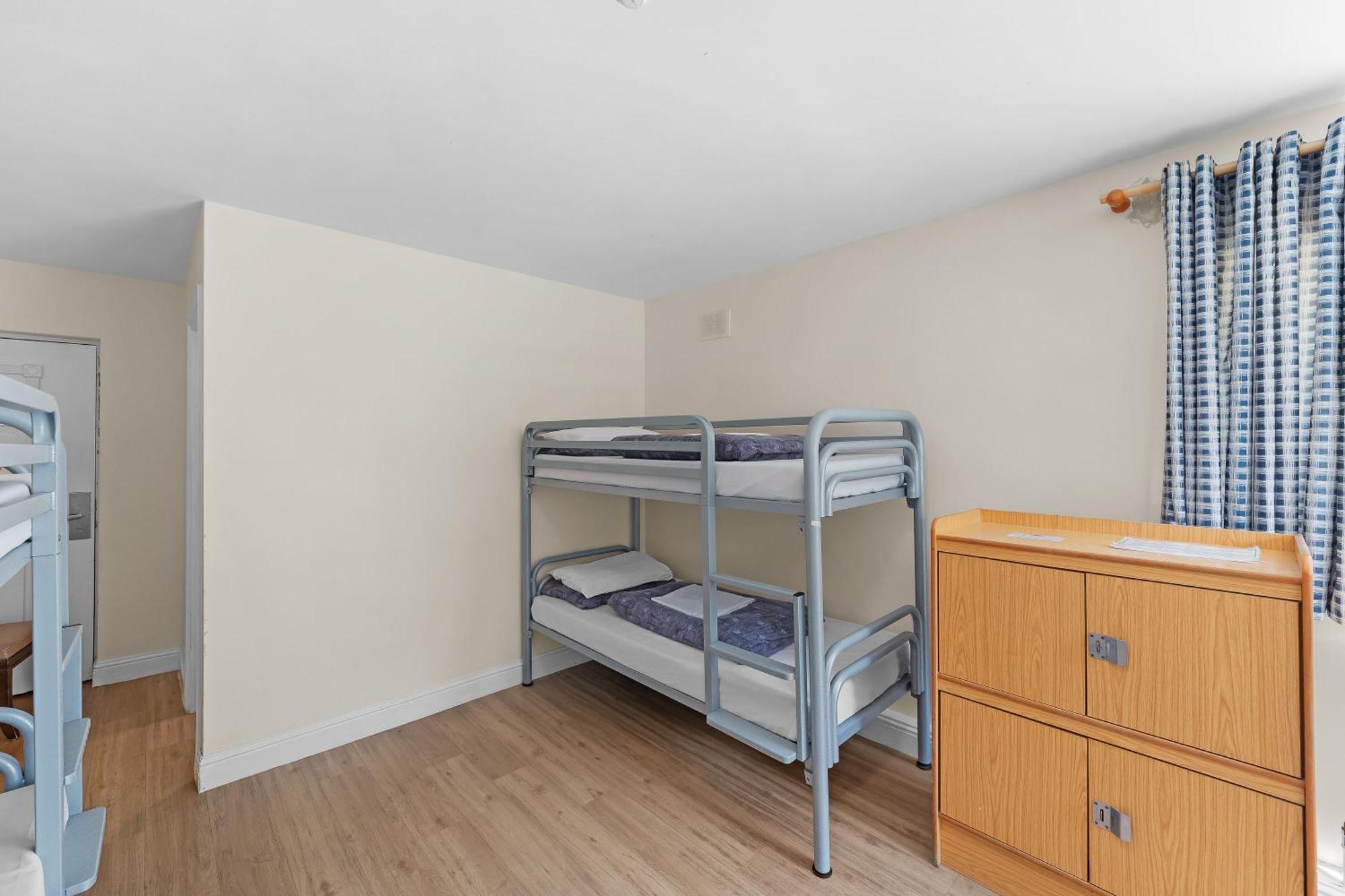 Glendalough International Youth Hostel ララー エクステリア 写真