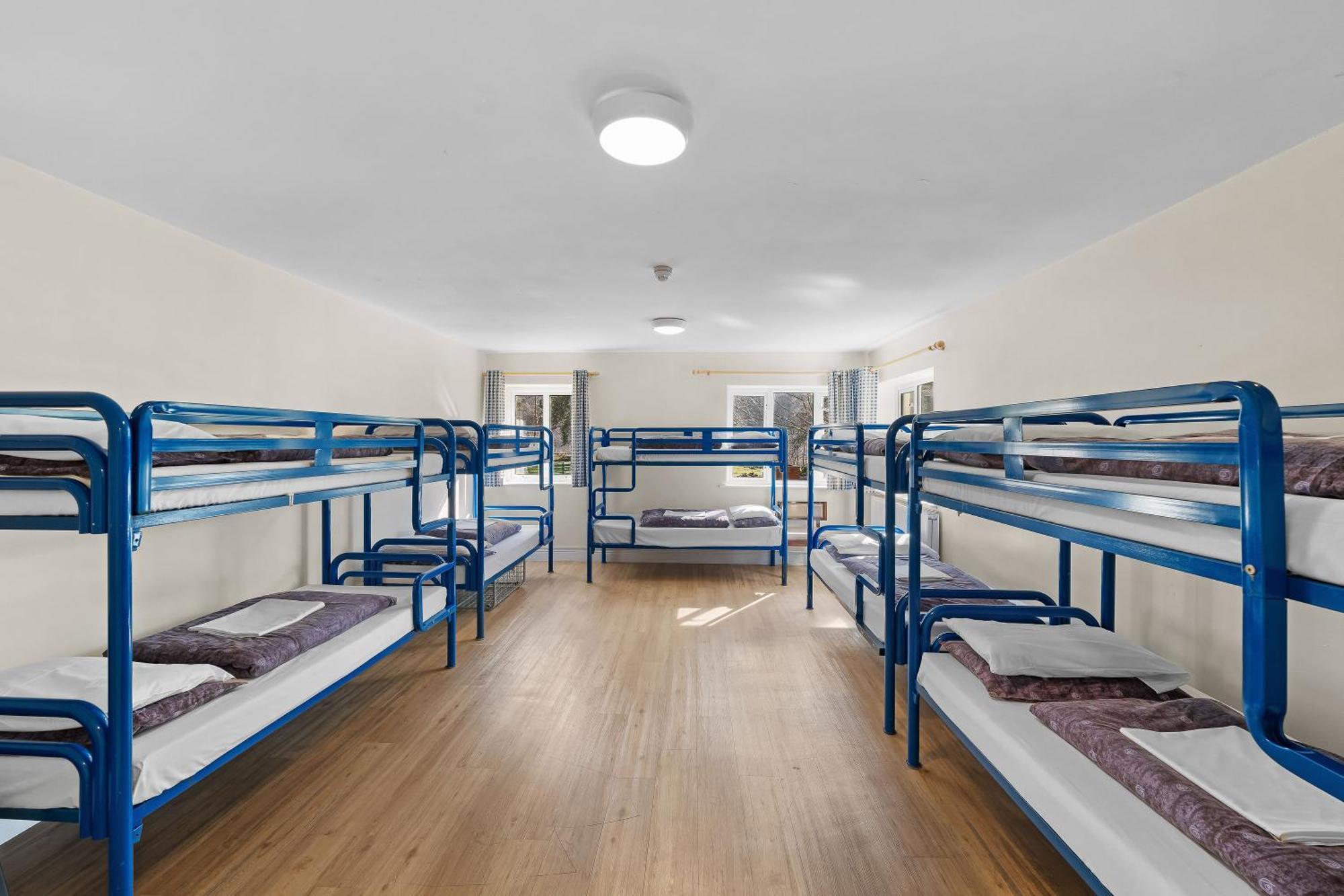 Glendalough International Youth Hostel ララー エクステリア 写真