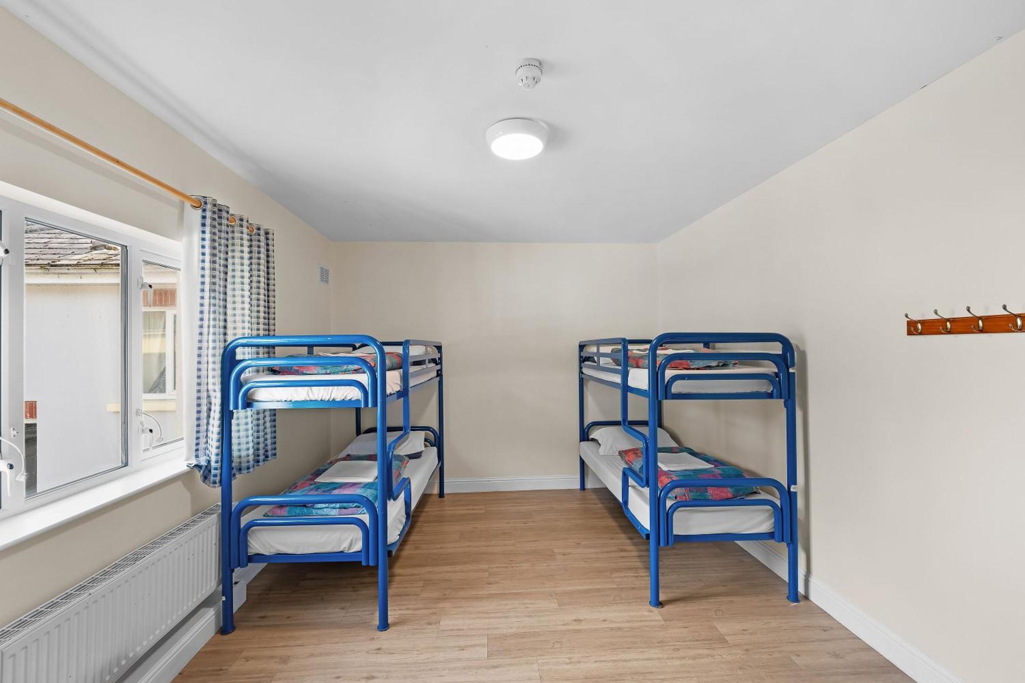 Glendalough International Youth Hostel ララー エクステリア 写真