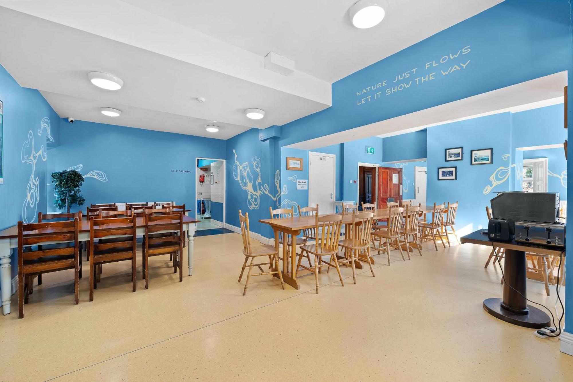 Glendalough International Youth Hostel ララー エクステリア 写真