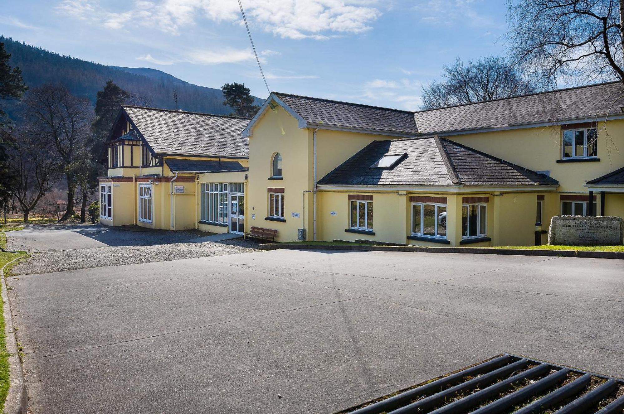 Glendalough International Youth Hostel ララー エクステリア 写真