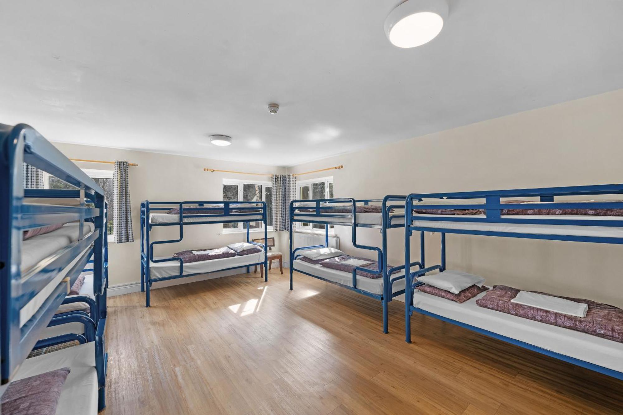Glendalough International Youth Hostel ララー エクステリア 写真