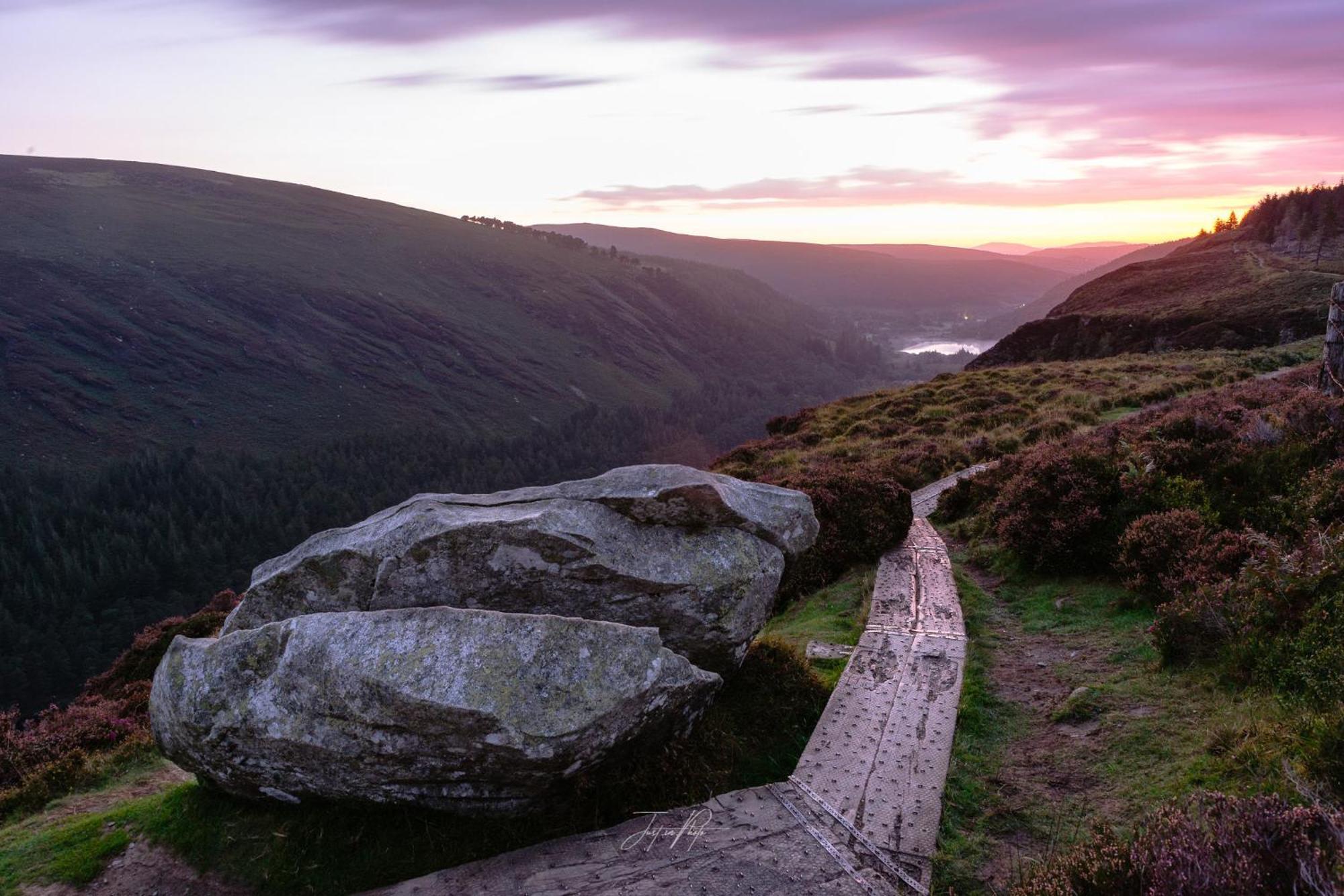 Glendalough International Youth Hostel ララー エクステリア 写真