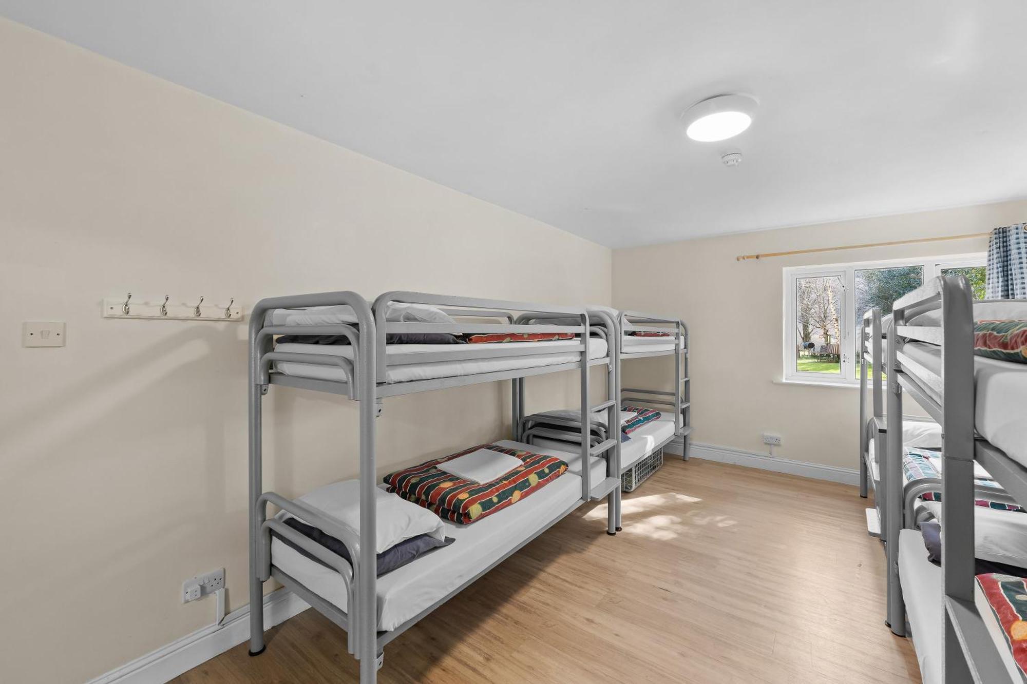 Glendalough International Youth Hostel ララー エクステリア 写真